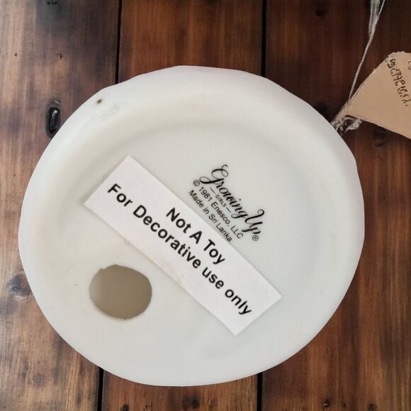 Growing Up Girl FigurineEnesco Growing Up Birthday Girl - Age 5 - Brunette - Picture 9 of 10